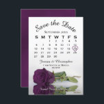 Elegant Plum Paars Roos Romantic Wedding Calendar Save The Date<br><div class="desc">Deze prachtige Save the Date-kaarten zijn voorzien van een prachtige foto van een enkel paars roos met lange afstamming dat in water reflecteert met golven en rimpels. De kaart bevat een kalender met je trouwdatum omringd in een hart. Mooi romantisch ontwerp.</div>