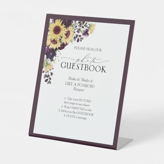 Elegant Plum Paarse Sunflower Wedding Guestbook Reclamebord Met Voetstuk (Voorkant)