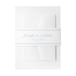 Elegant Poeder Blauw Script Bruiloft Uitnodigingen Wikkel