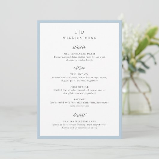 Elegant Poederblauw Monogram Moderne Trouw Menu (Staand voorkant)