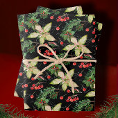 Elegant Poinsettia en Berries op zwart Inpakpapier Vel