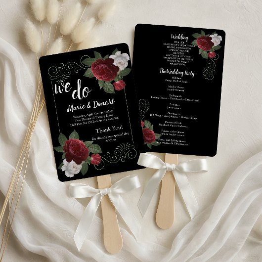 Elegant programma met bordeauxrode en roze bloemen handwaaier