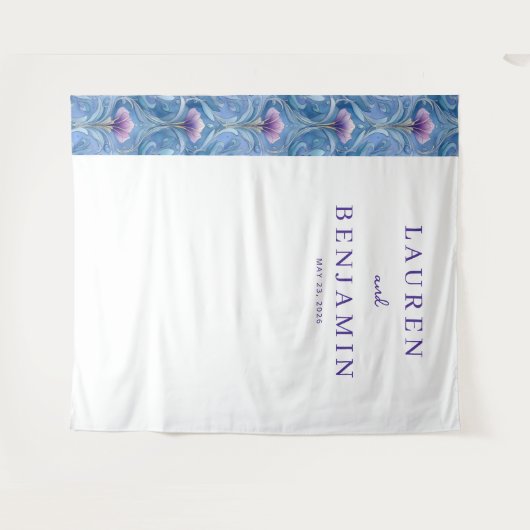 Elegant Purple Floral Wandkleed (Voorkant (horizontaal))