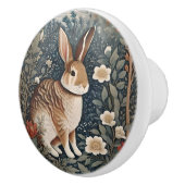 Elegant Rabbit Framed By Flowers and Leaves Keramische Knop (Rechts)