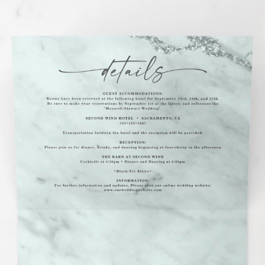 Elegant Rain Dusty Green Metallic Marmer Wedding Drieluik Uitnodiging (Binnenzijde eerst)