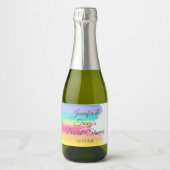 Elegant Rainbow Personalized Bridal Shower Mini Sparkling Wijnetiket (Voorkant)