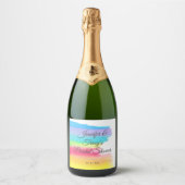 Elegant Rainbow Personalized Lesbian Bridal Shower Sparkling Wijnetiket (Voorkant)