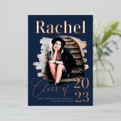 Elegant Real Roos Gold Class of Afstuderen Folie Uitnodiging (Staand Voorkant)