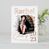 Elegant Real Roos Gold Class of Afstuderen Folie Uitnodiging (Staand Voorkant)
