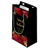 Elegant Red and Gold Flowers Sweet Sixteen  Klein Cadeauzakje (Voorkant Gekanteld)