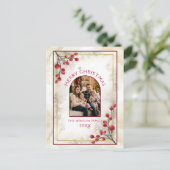 Elegant Red Berries Family Photo Christmas Feestdagenkaart (Staand voorkant)