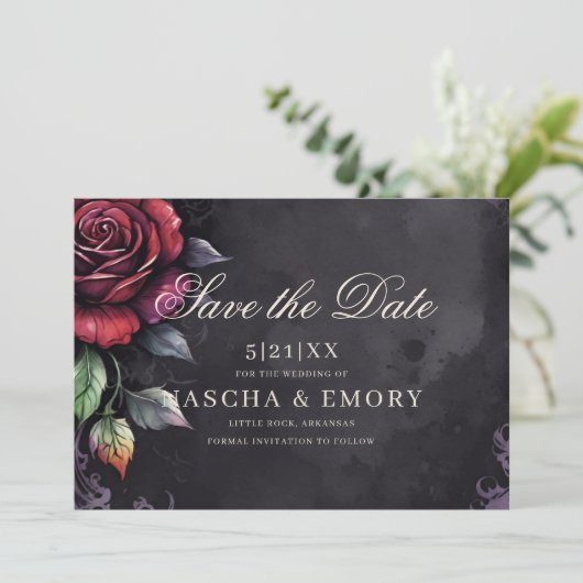 Elegant Red & Black Roses Gothic Wedding Save The Date (Staand voorkant)