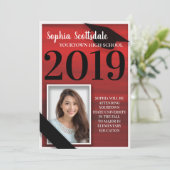 Elegant Red Black White Afstuderen Aankondiging (Staand voorkant)