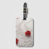 Elegant Red Blossom Path Floral Art Bagagelabel (Voorkant (verticaal))