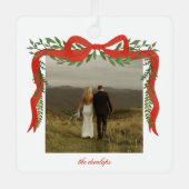 Elegant Red Bow with Greenery Photo Christmas Metalen Ornament (Voorkant)