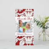 Elegant Red Damask slaat de datum opUw foto Save The Date (Staand voorkant)