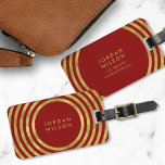 Elegant Red en Faux Gold Circles Geometrische lijn Bagagelabel<br><div class="desc">Reis in stijl met dit elegante bagagelabel met een modern faux goud geometrische cirkellijnpatroon tegen een rode achtergrond. Pas dit label aan met uw informatie en voor meer opties zoals het wijzigen van het lettertype en het formaat ervan, klikt u op de knop "Aanpassen". *Gelieve te merken op dat het...</div>