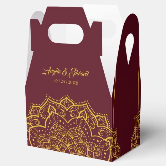 Elegant Red en Gold Mandala Wedding Favor Box Bedankdoosjes (Geopend)