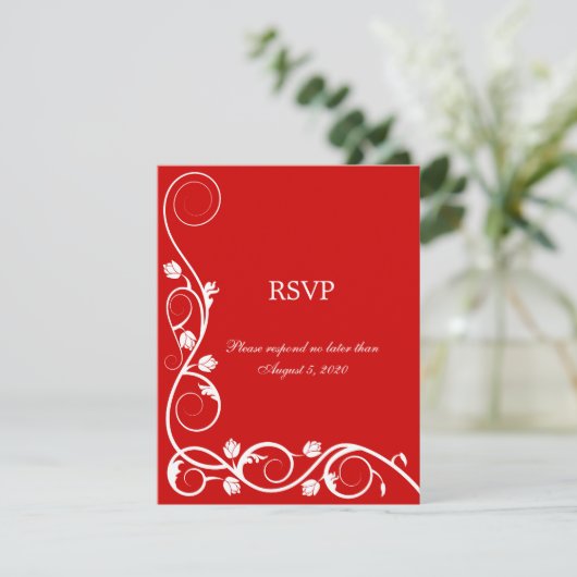Elegant Red en White Swirls RSVP / Reply Kaart (Staand voorkant)