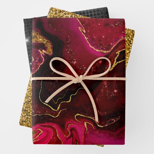 Elegant red faux goudglitter marmer inpakpapier vel (In situ)