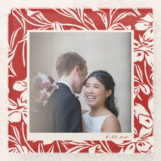 Elegant Red Floral Patroon Aangepaste Foto Glazen Onderzetter (Voorkant)