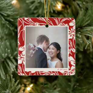 Elegant Red Floral Patroon Aangepaste Foto Keramisch Ornament