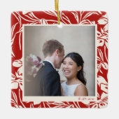 Elegant Red Floral Patroon Aangepaste Foto Keramisch Ornament (Voorkant)
