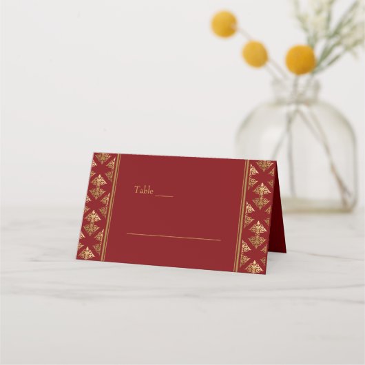 Elegant Red Gold Damask Patterned Wedding Plaatskaartje (Voorkant)