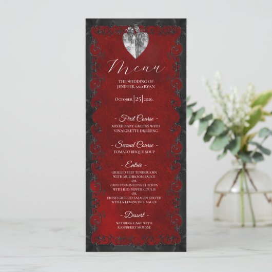 Elegant red Gothic Wedding Menu (Staand voorkant)