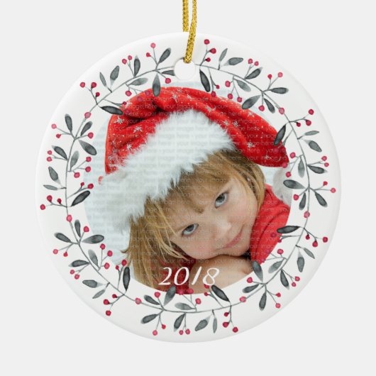 Elegant Red & Green Holly Wreater Kerstmis Keramisch Ornament (Voorkant)