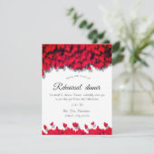 Elegant Red Hearts Rehearsal Dinner Kaart (Staand voorkant)