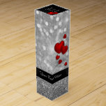 Elegant Red Hearts - Wine Gift Box Wijn Geschenkdoos<br><div class="desc">Elegant bruiloft design illustratie: 2 rode harten met gouden zirlen en ornamenten op een rode achtergrond.</div>