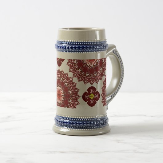 Elegant Red Mandala Pattern Beer Stein – Artistic Bierpul (Voorkant rechts)