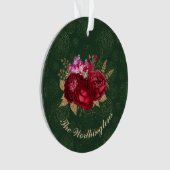 Elegant Red Rose over Green Velvet Kerstmis Ornament (voorkant)