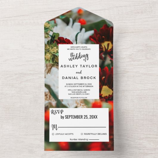 Elegant red roses bloesems floral Weddenschap All In One Uitnodiging (Binnen)