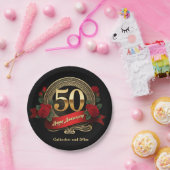 Elegant Red Roses & Gold 50ste bruiloft Jubileum Papieren Bordje (Feest)