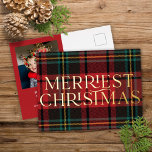Elegant Red Tartan kerstfoto Real Folie Card Folie Feestdagen Briefkaart<br><div class="desc">Deze elegante feestfoto-kaart is voorzien van een klassieke rode tartan-pleister en "Kerst van de feestdag" in gouden folie aan de voorzijde. Op de rug zult u een feestelijke rode achtergrond, één foto, en elegante tekst vinden. De gouden folie op deze kaart geeft echt een indruk en voegt die extra speciale...</div>
