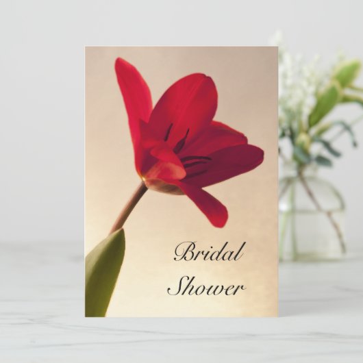Elegant Red Tulip Bridal Shower Kaart (Staand voorkant)