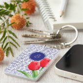 Elegant Red Tulips Spring Floral Blue Monogram Pla Sleutelhanger (Voorkant Rechts)