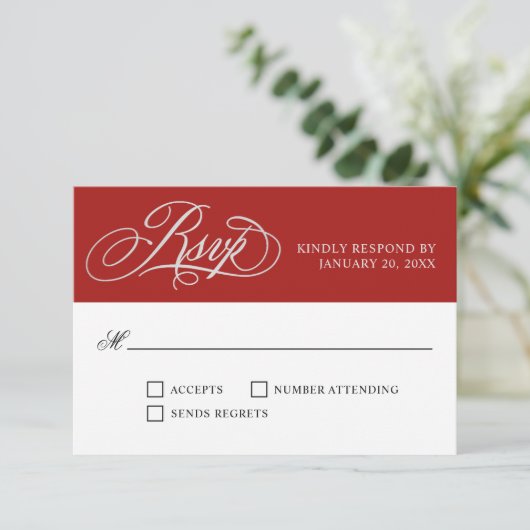 Elegant Red Wedding RSVP met Script Flourishes (Staand voorkant)