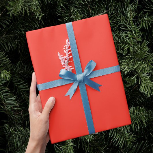 Elegant red wrapping paper, perfect for birthday g cadeaupapier