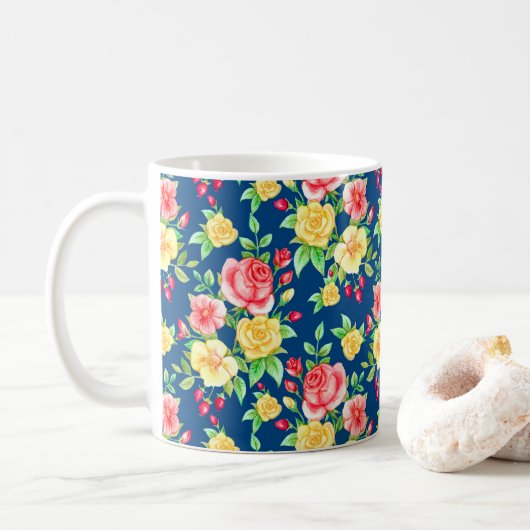 Elegant Red Yellow Rose Floral Pattern Koffiemok (Met donut)