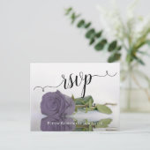 Elegant reflecterend Dusty Paars Roos Wedding RSVP Briefkaart (Staand voorkant)