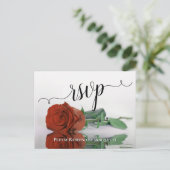 Elegant Reflecterend Rust Oranje Roos Wedding RSVP Briefkaart (Staand voorkant)