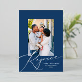 Elegant Rejoice Religieuze kerstfoto Zilver Folie Feestdagenkaart (Staand Voorkant)