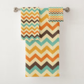 Elegant Retro Chevron Pattern Bad Handdoek (Insitu)