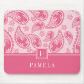 Elegant Retro Pink Paisley Patroon Monogram Muismat (Voorkant)