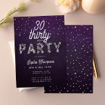 Elegant Rhinestones Glitter Paars 30th Birthday Kaart<br><div class="desc">Een eenvoudige,  moderne,  elegante en chic 30th verjaardagsfeestuitnodiging sjabloon met een paarse achtergrond,  het woord PARTIJ behandeld in neushoorns (gesimuleerde,  geen echte stenen,  dit is een digitaal effect),  modern kalligrafiekmanuscript en typografie in wit. Een chic,  tijdloos design voor een vrouw op haar dertigste verjaardag.</div>