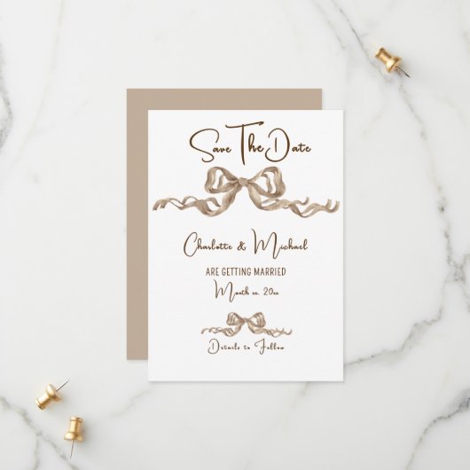 Elegant Ribbon & Bow Warm Brown Classic Wedding Save The Date (Voorkant / Achterkant in situ)