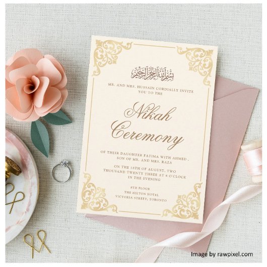 Elegant Rococo Monogram Gouden Crème Nikah Ceremon Kaart
